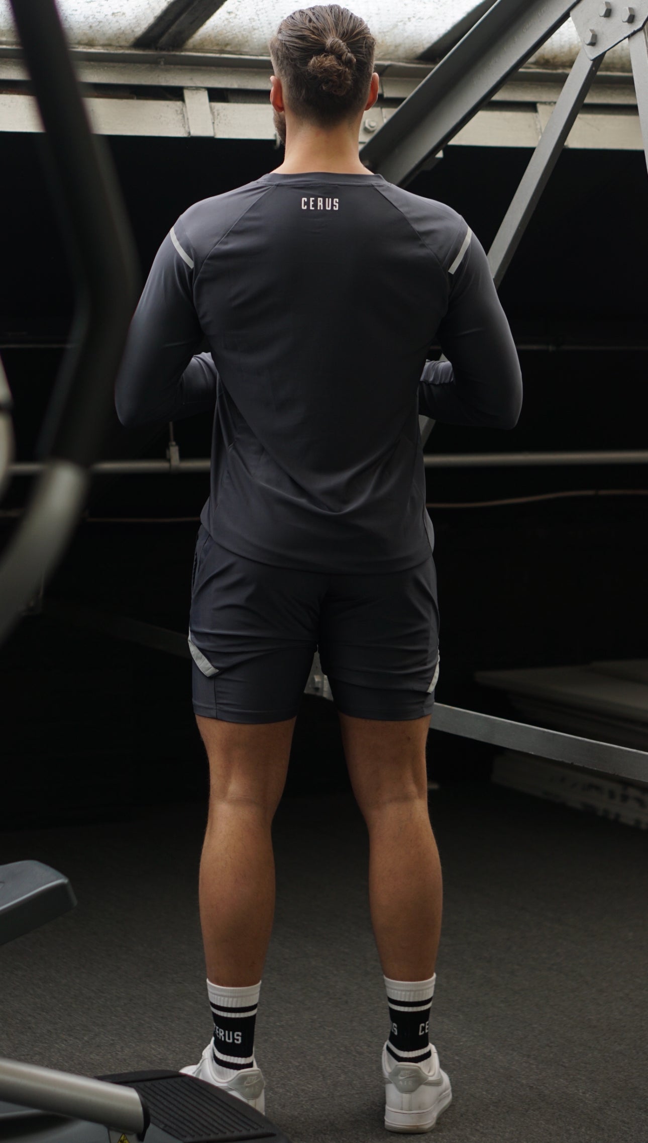 Cerus Grey Aura Men’s Long Sleeve Pullover