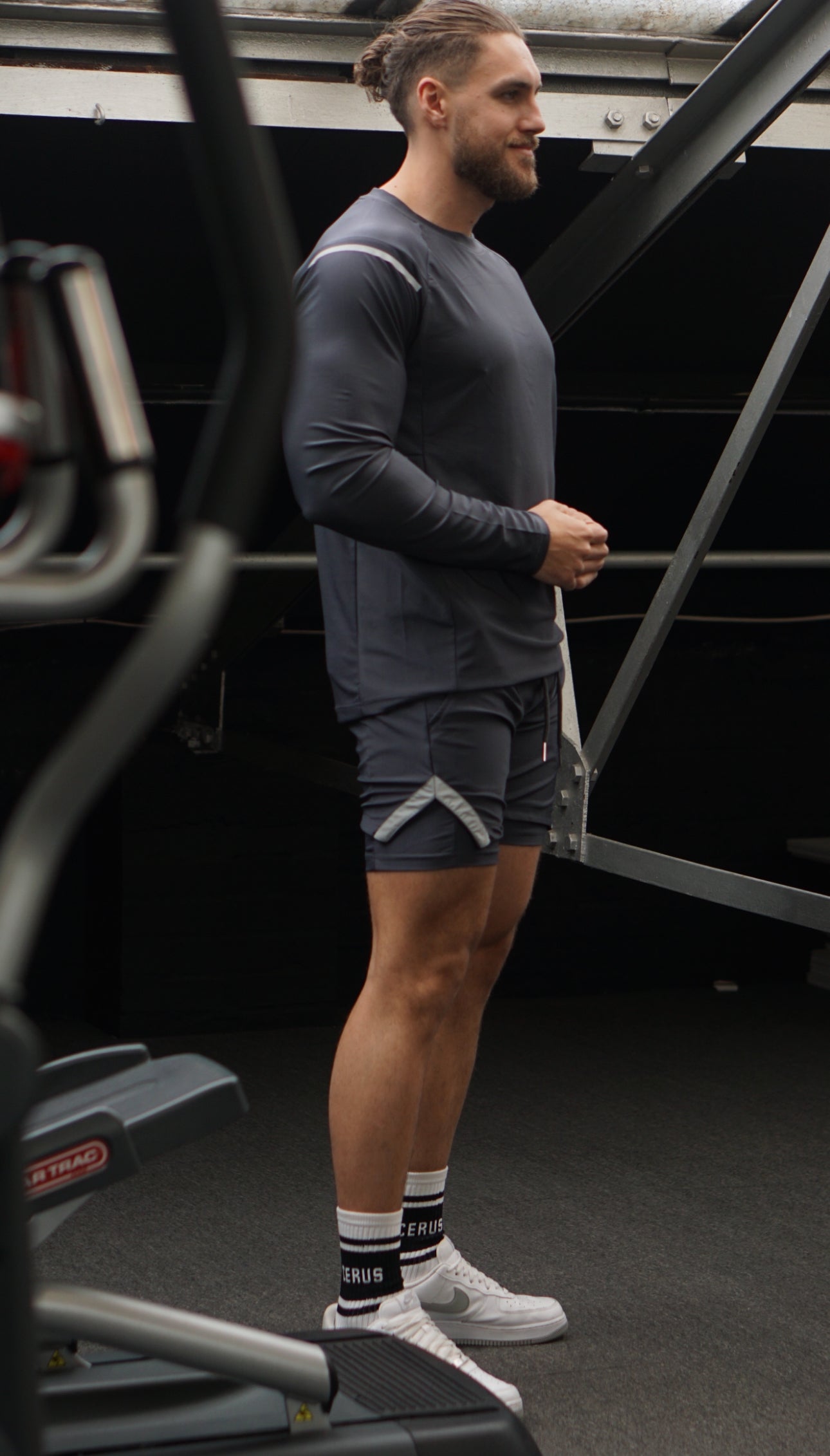 Cerus Grey Aura Men’s Long Sleeve Pullover